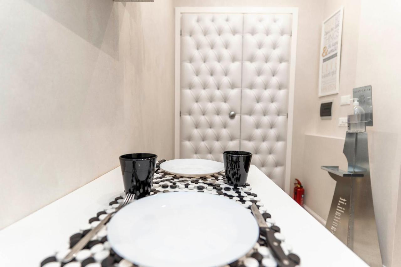 Silver Suite Coliseum Rome Extérieur photo